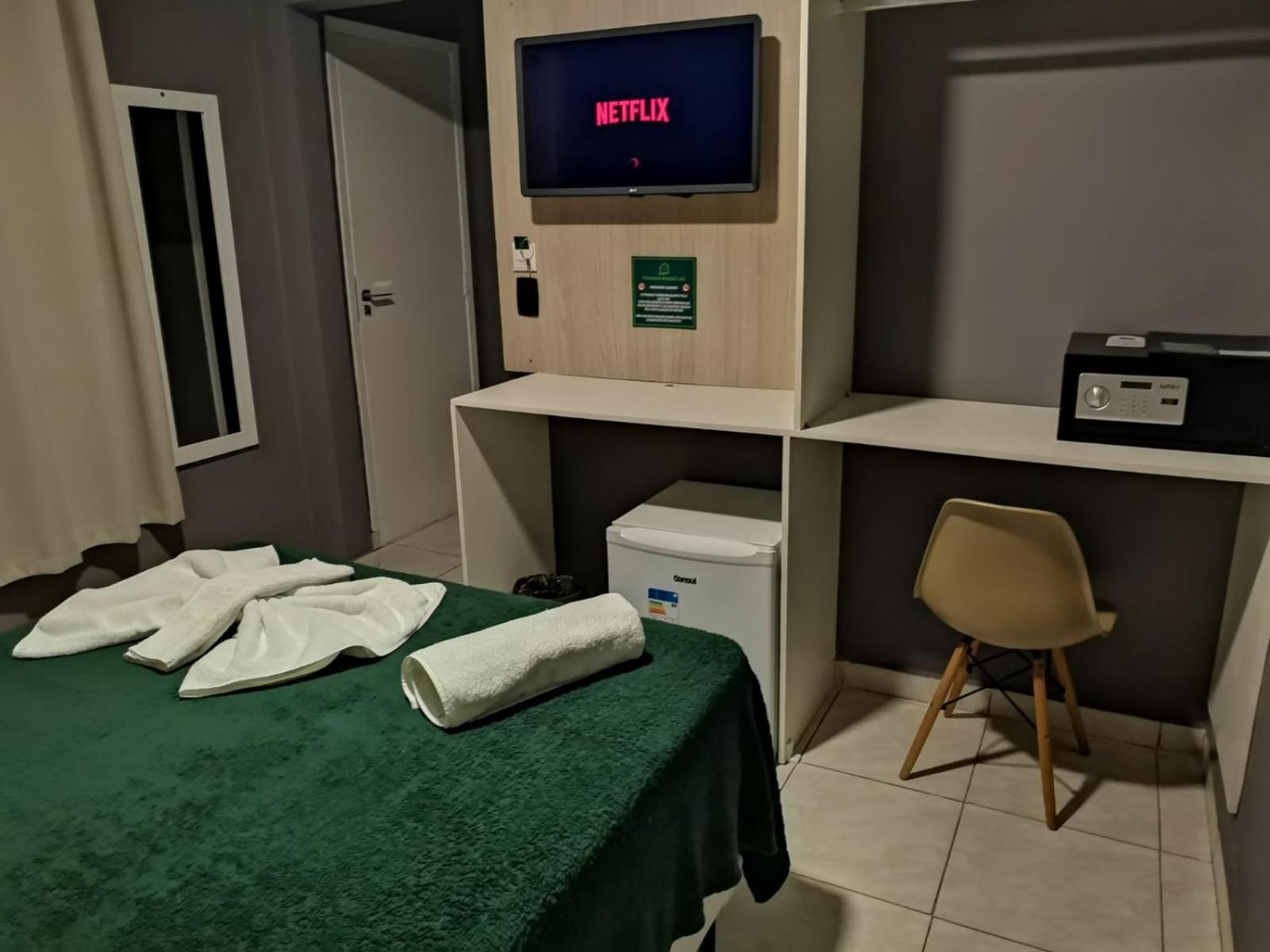 Pousada Nosso Lar 瓜鲁雅 外观 照片